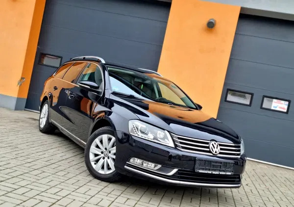 volkswagen Volkswagen Passat cena 37900 przebieg: 229000, rok produkcji 2012 z Myszków